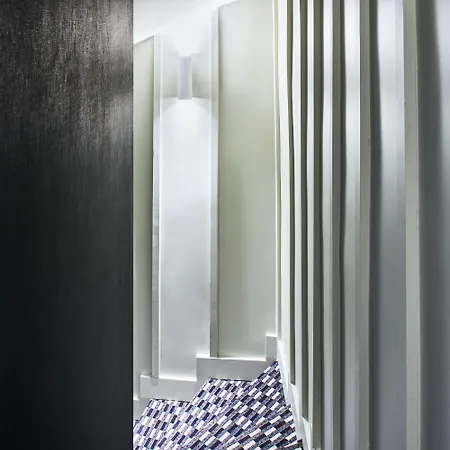 Hotel 10 Opera By Happyculture 3*