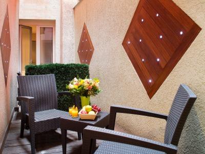 Hotel 10 Opera By Happyculture 3*