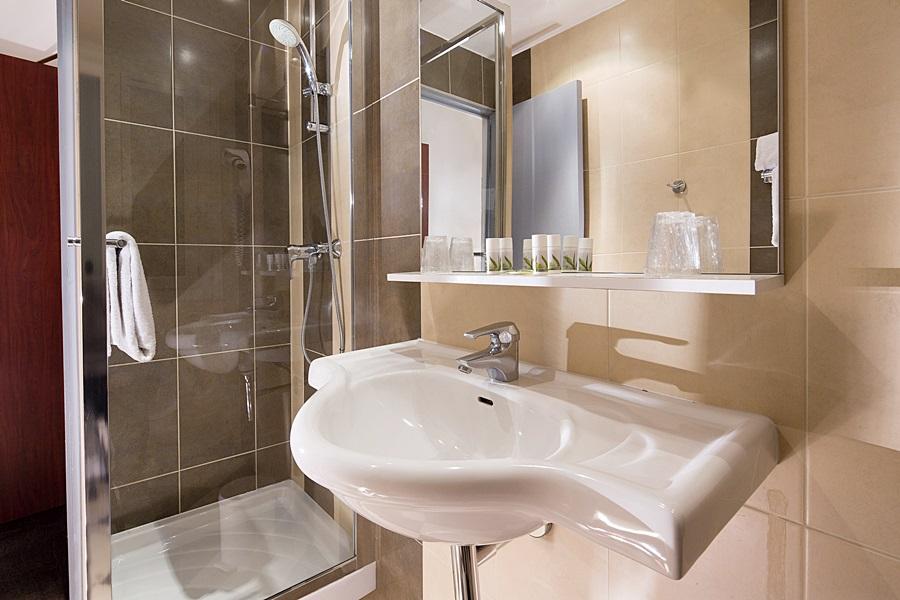 10 Opera By Happyculture Hotel